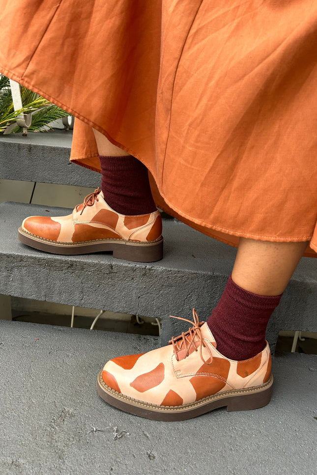Entrudo | Arcas Jungle Flat lace up shoes