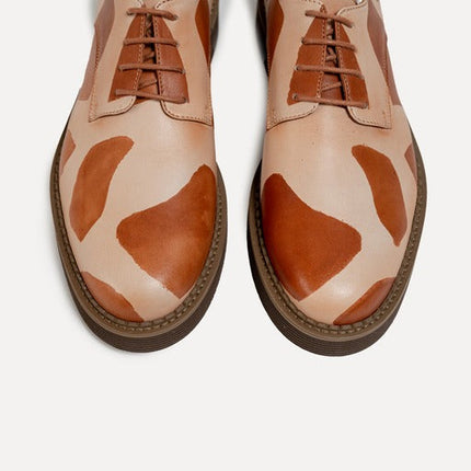 Entrudo | Arcas Jungle Flat lace up shoes