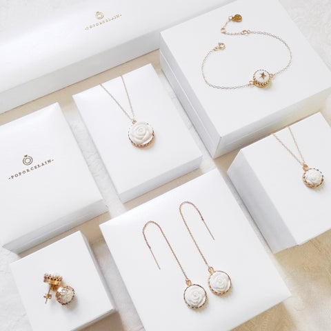 Poporcelain | Naszyjnik z różą i perłą