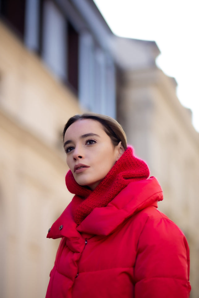 Color My Space I Knitted Hood red