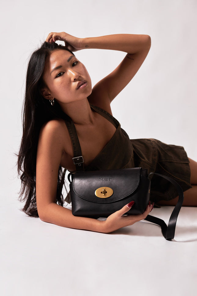 The Dust Company | Shoulder bag The Small Box black