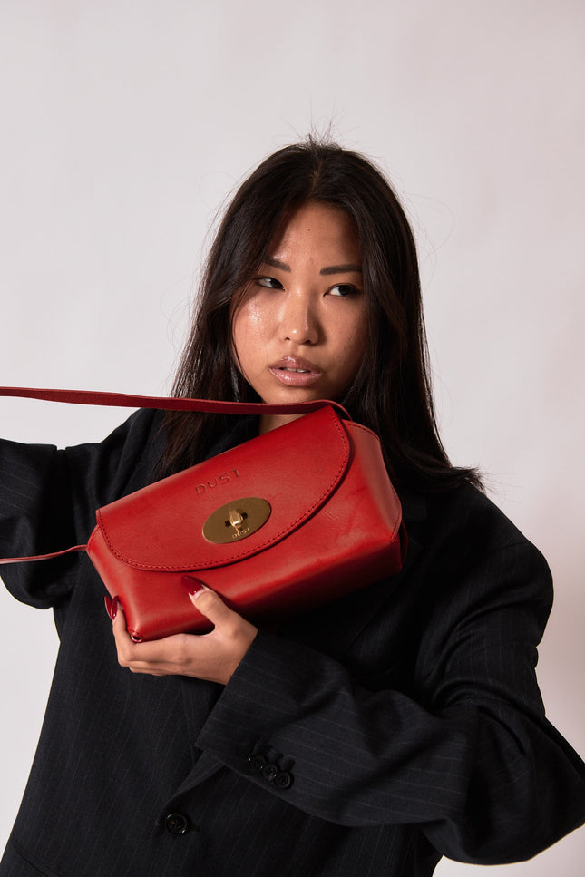 The Dust Company | Shoulder bag The Small Box red
