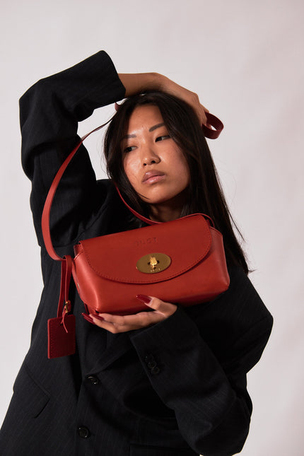 The Dust Company | Shoulder bag The Small Box red