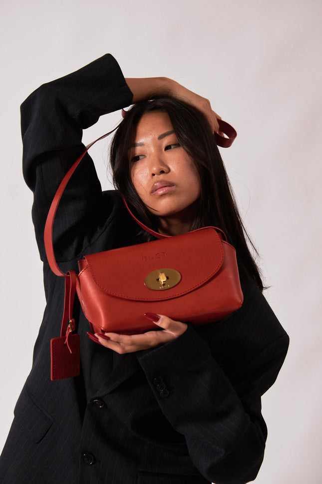 The Dust Company | Shoulder bag The Small Box red