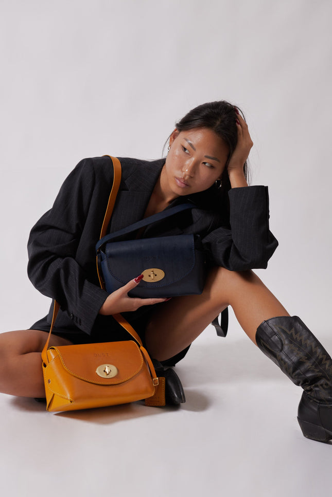 The Dust Company | Shoulder bag The Small Box yellow