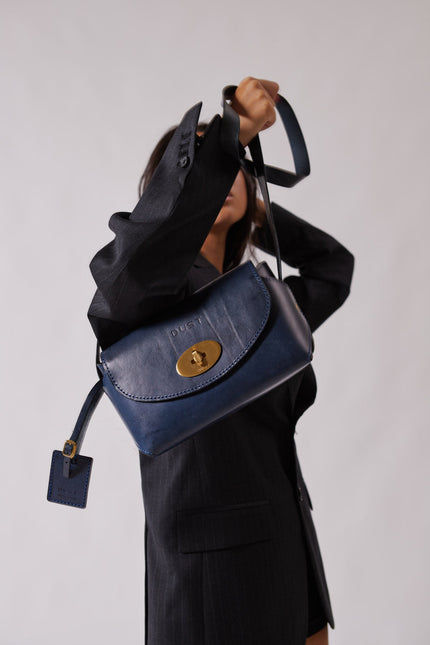 The Dust Company | Shoulder bag The Small Box blue
