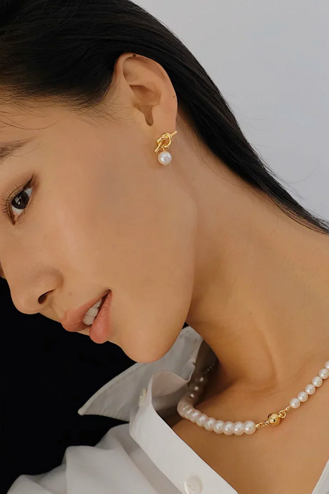 Miss Cecilia | Adeline Knot Pearl Earrings