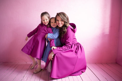 RainSisters | Dziewczęcy jasnoróżowy płaszcz z kapturem „Raspberry Dream”