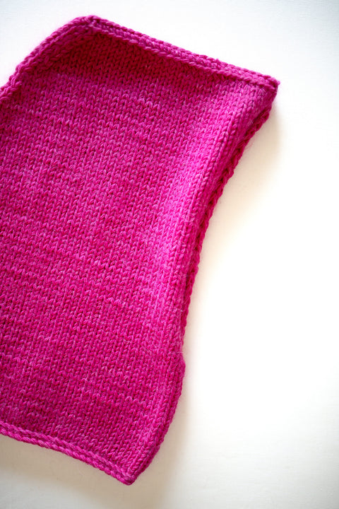 Color My Space I Knitted Hood pink