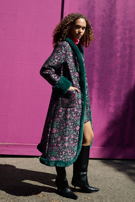 Louche London | Płaszcz operowy Delphia Belle Plume Jacquard Fur Trim