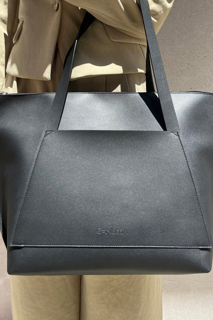Canussa | City Shopper