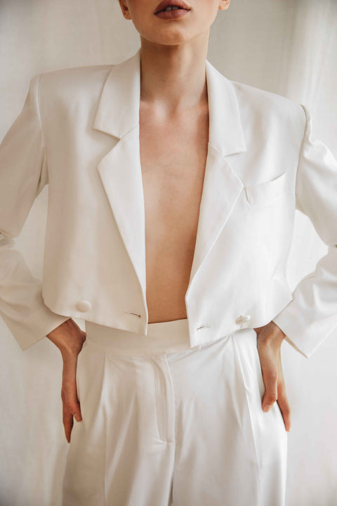 BÚDZIKO | PARIS MILKY WHITE CROPPED BLAZER