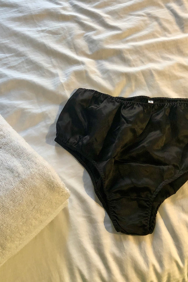 Soft Strokes Silk | Black Float French Cut Panties