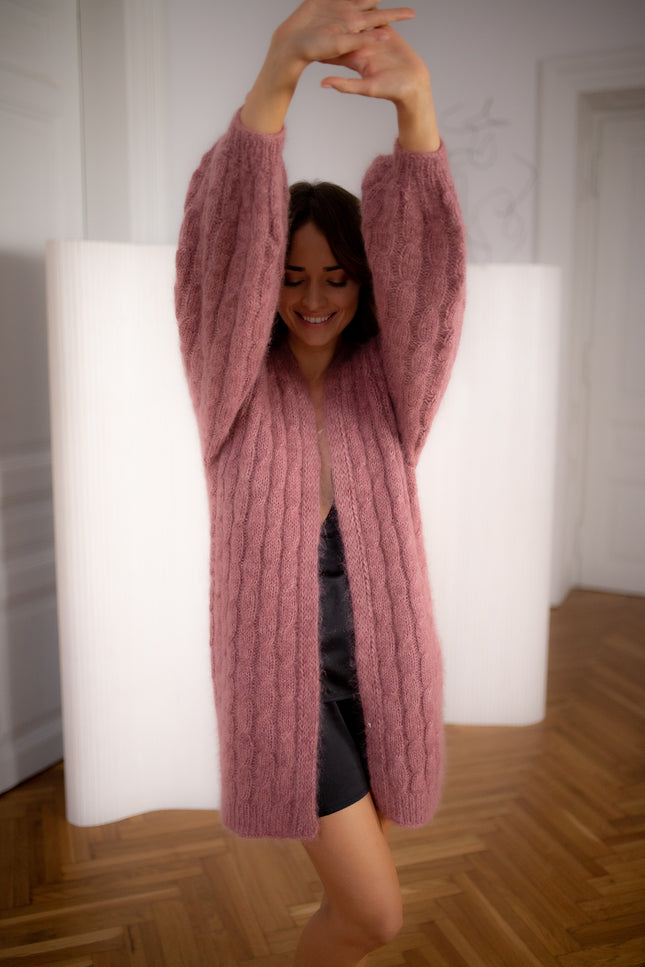 Color My Space I Cardigan Braids