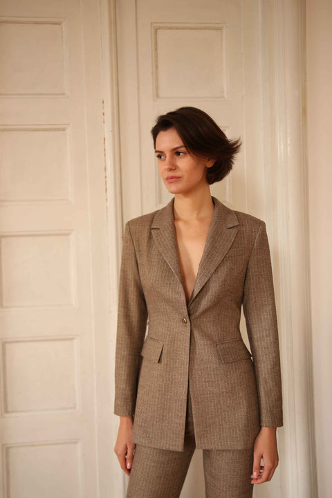 BÚDZIKO | LIMITED EDITION STRIPED WOOLEN FITTED BLAZER