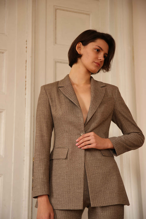 BÚDZIKO | LIMITED EDITION STRIPED WOOLEN FITTED BLAZER