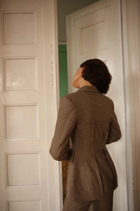 BÚDZIKO | LIMITED EDITION STRIPED WOOLEN FITTED BLAZER