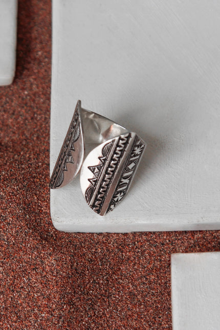 Yelli Jewels | Grey Window Ring