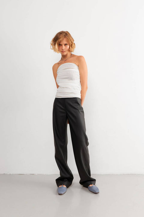 Kolosova | Black straight-cut trousers