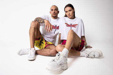 Janara Jones | Krótki T-shirt koszulka z motywem ważki