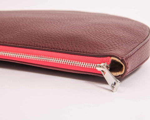 EVÉN I LEYZA Burgundy Clutch