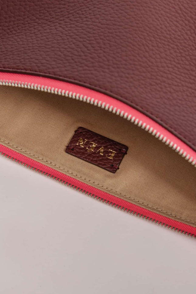 EVÉN I LEYZA Burgundy Clutch