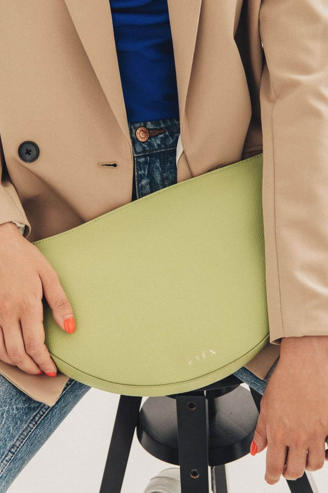 EVÉN I LEYZA Clutch - Light Green