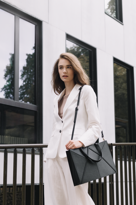 Gerda Retter Design | Facet Shoulder bag for laptop