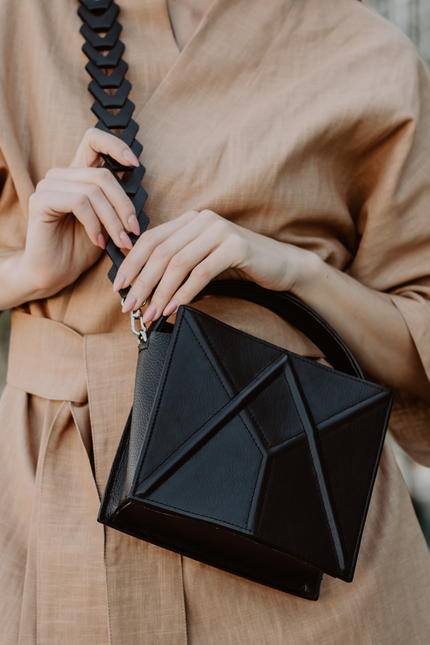 Gerda Retter Design | Facet Crossbody bag with handle and venice strap