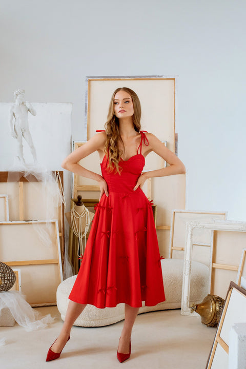 RainSisters | Sukienka rozkloszowana w kolorze czerwonym | Małe czerwone kokardki