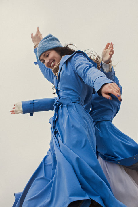 Ducktail Rainwear I OCEAN BLUE ICONIC RAINCOAT - recycled materials