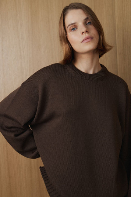 Brown oversized merino wool crew neck sweater – Monala
