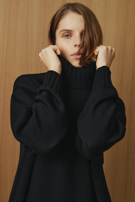 Women's black knitted high neck sweater
