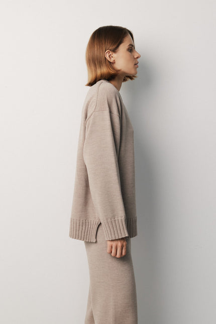 Beige merino wool jumper for women