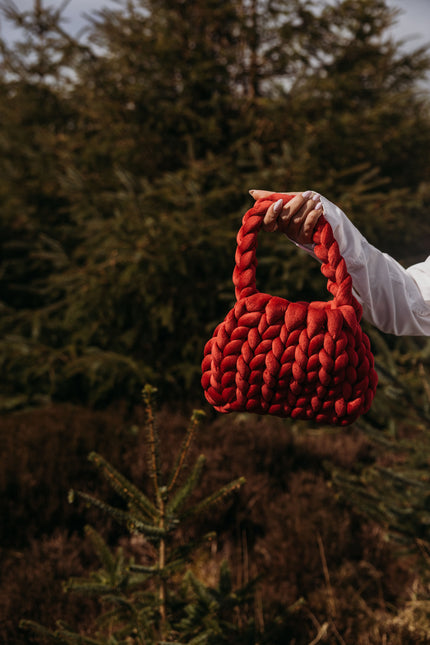 velvet handbag, chunky velvet bag, statement handbag, designer velvet bag, luxury soft bag, handmade velvet bag, unique fashion bag, trendy soft bag, machine washable handbag, elegant evening bag, soft chunky velvet handbag for everyday wear, handmade statement bag with a long handle, luxury machine washable bag for special occasions, unique velvet crossbody bag for women, fashion-forward plush bag with scarf