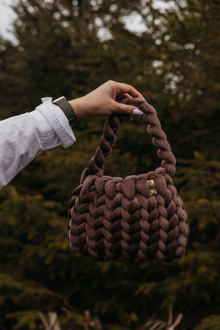 velvet handbag, chunky velvet bag, statement handbag, designer velvet bag, luxury soft bag, handmade velvet bag, unique fashion bag, trendy soft bag, machine washable handbag, elegant evening bag, soft chunky velvet handbag for everyday wear, handmade statement bag with a long handle, luxury machine washable bag for special occasions, unique velvet crossbody bag for women, fashion-forward plush bag with scarf