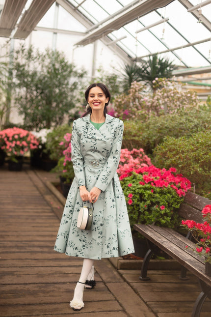 Belted light green color trench coat, midi length, very classic and feminine look. 
