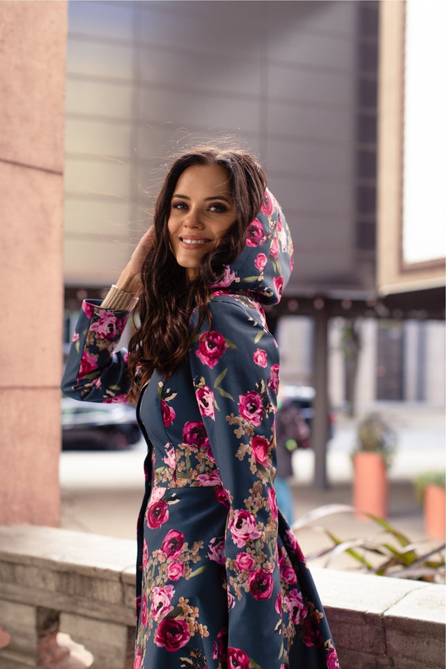 Hood detail of RainSisters Misty Rose coat – romantic design with structured hood