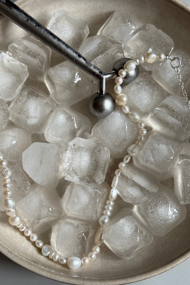 Pas de Marque | 925 sterling silver freshwater pearl necklace Marine