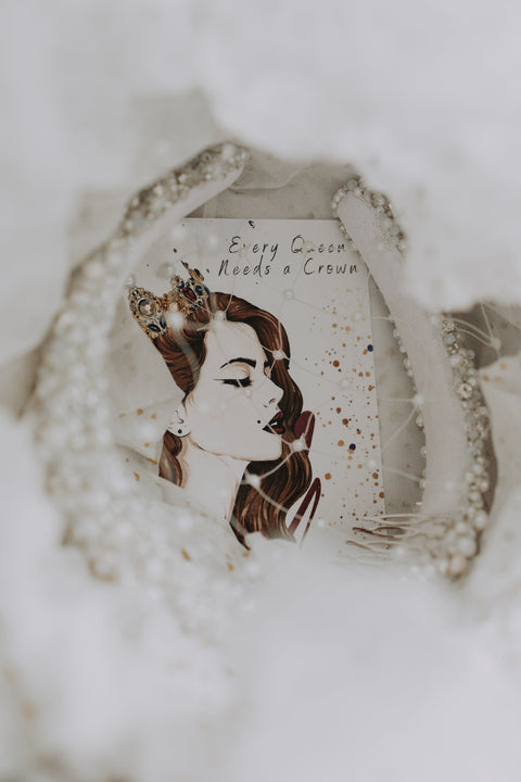 Eva Oherjus I Blanca Pearl Crown with Pearl or Crystal Veil