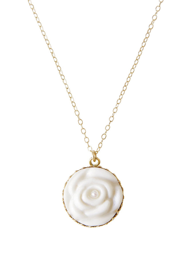 Poporcelain | Rose with Pearl Pendant Necklace