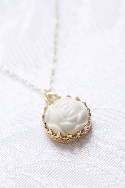 Poporcelain | Rose Charm Pendant Necklace
