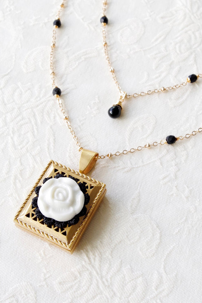 Poporcelain | Vintage Moonlight Rose Locket Pendant Necklace