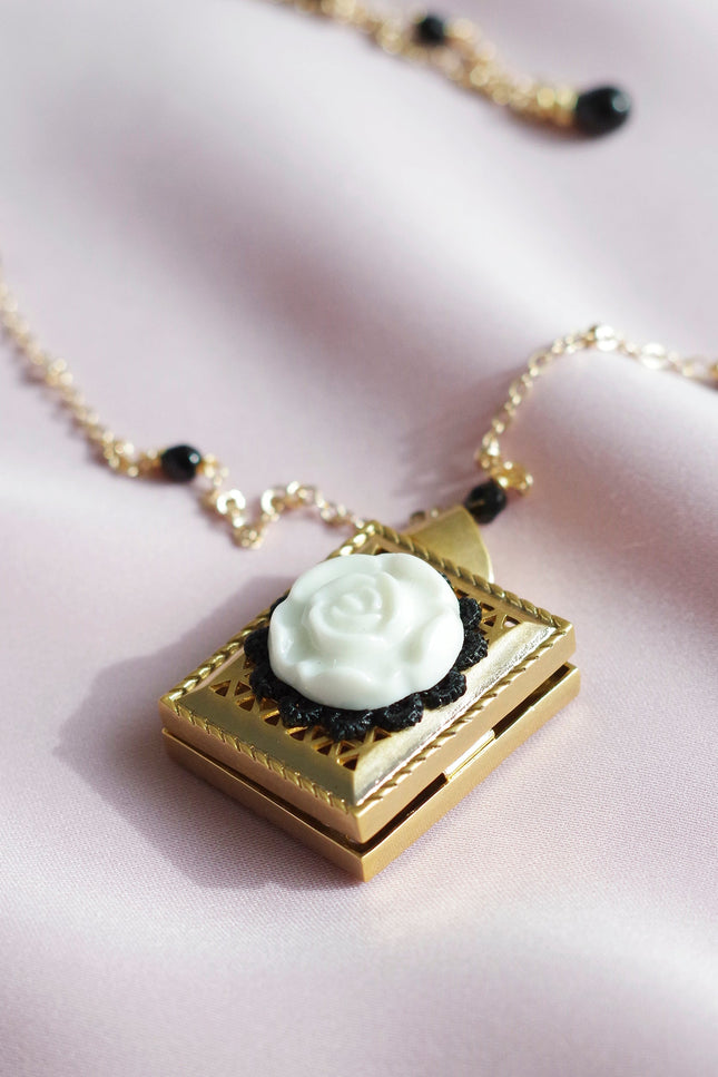 Poporcelain | Vintage Moonlight Rose Locket Pendant Necklace