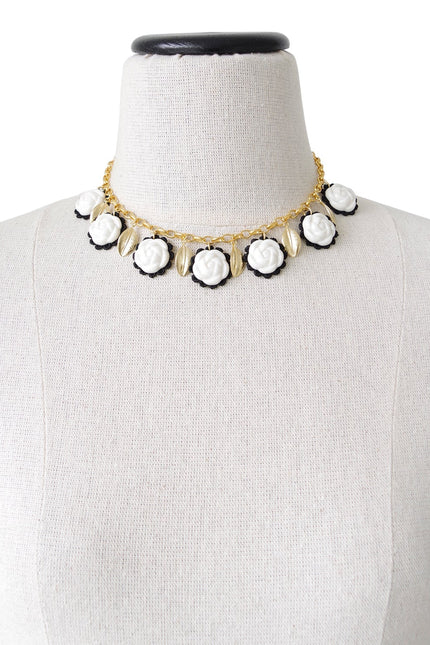 Poporcelain | Camellias and Leaves Chain Necklace