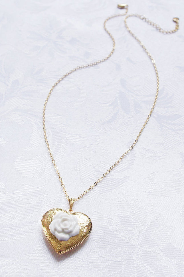Poporcelain | Heart Locket with Rose Pendant Necklace