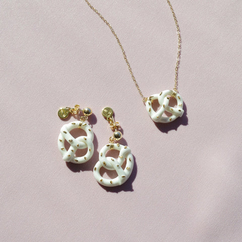 Poporcelain | Pretzel Pendant Necklace