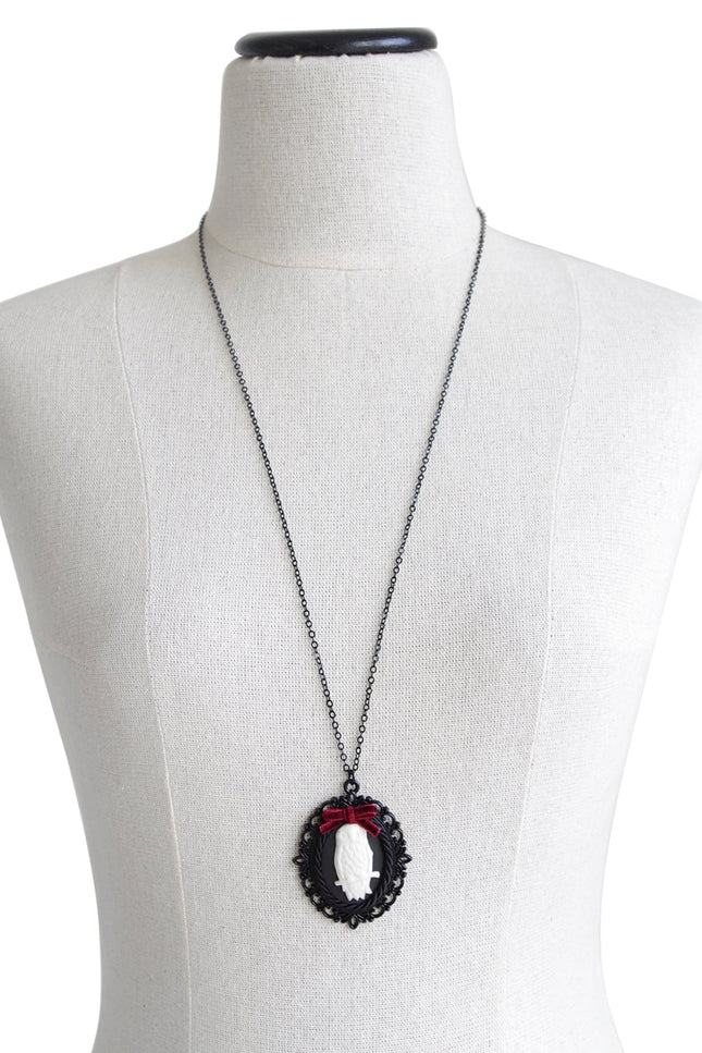 Poporcelain | Dark Romance Owl Cameo Necklace