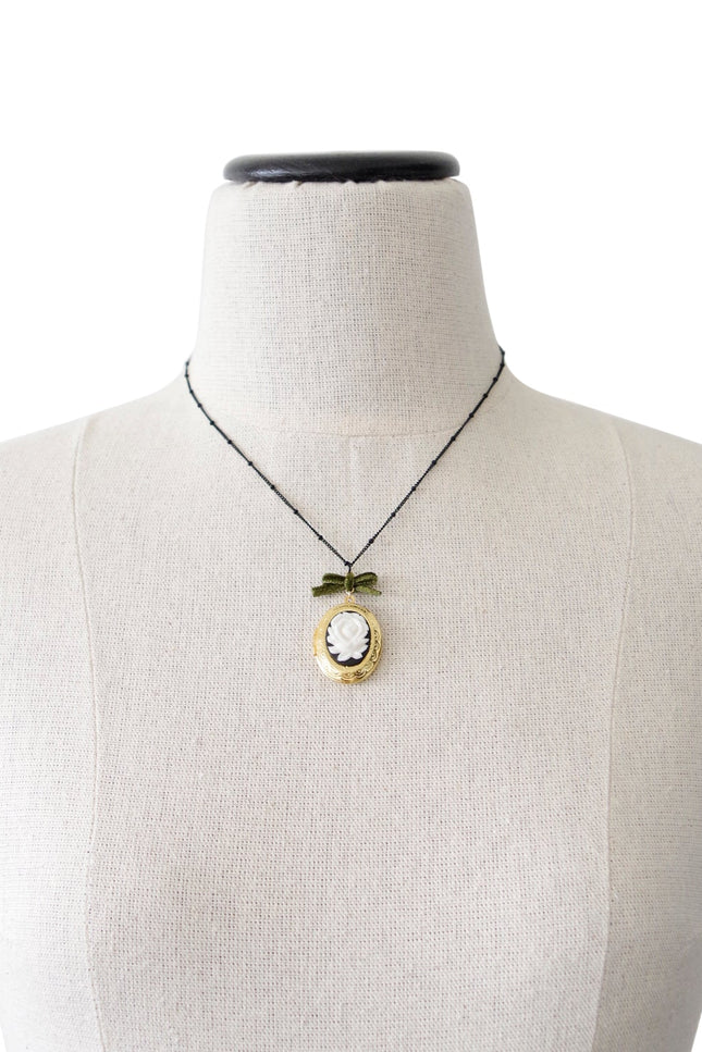 Poporcelain | Dark Romance Rose Oval Cameo Locket Pendant Necklace