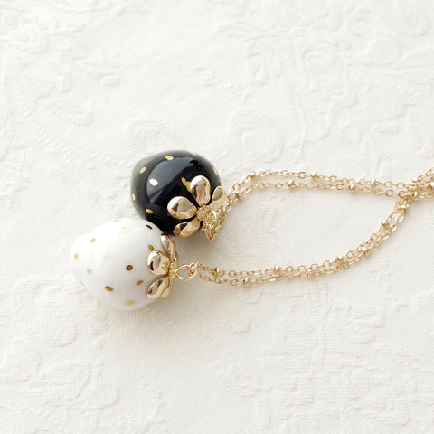 Poporcelain | Black Strawberry Pendant Necklace